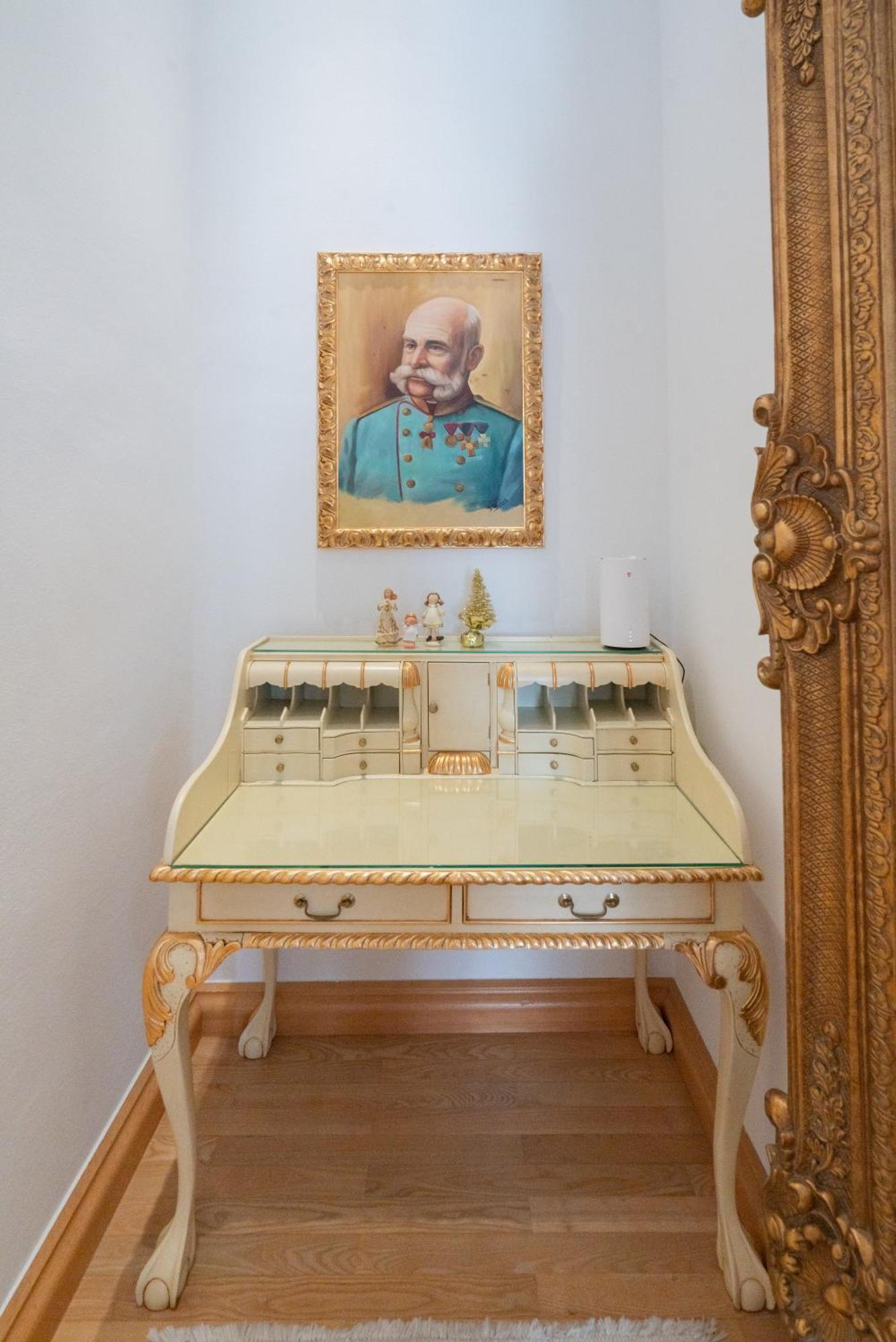 Empress Sisi Royal Apartment Виена Екстериор снимка