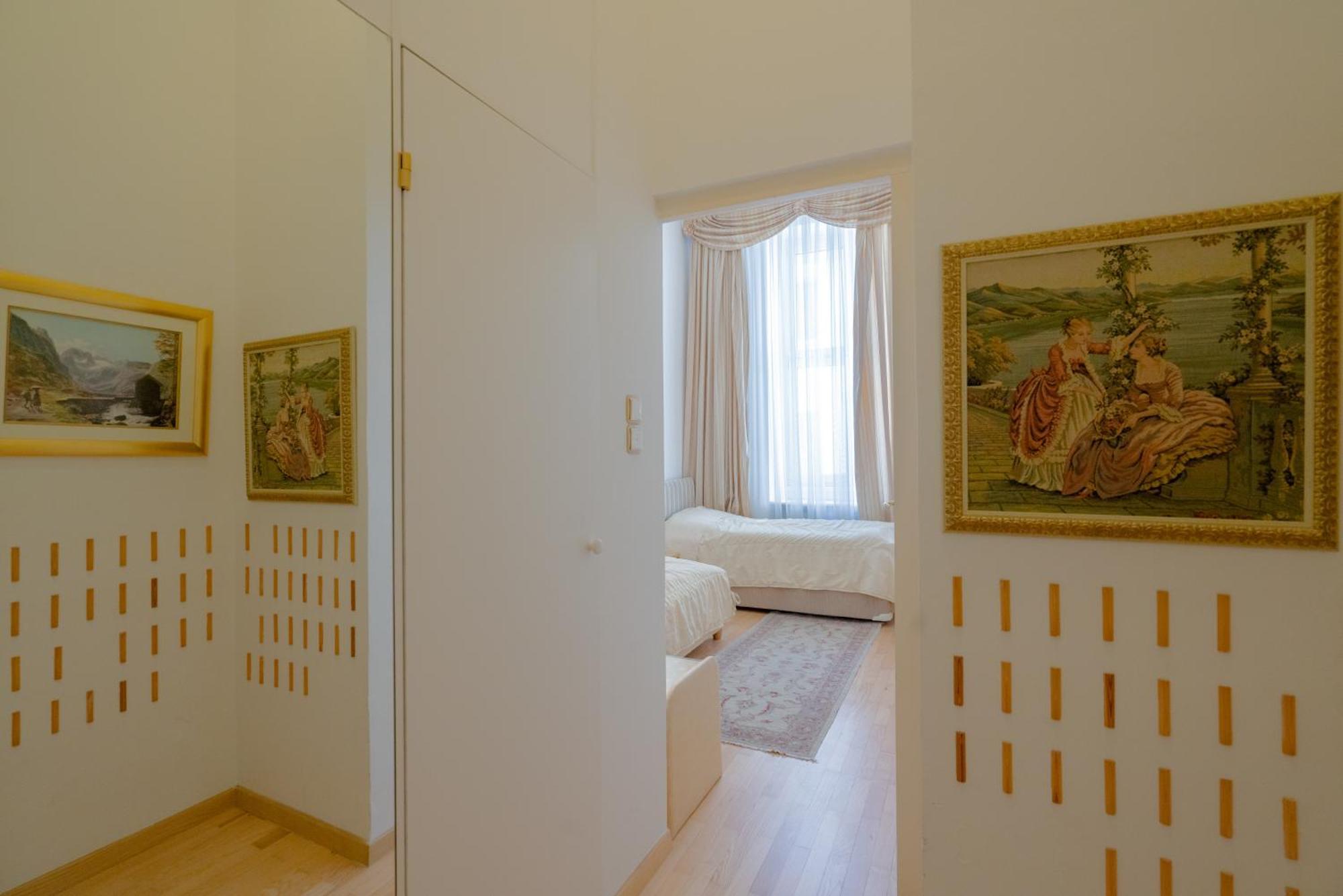 Empress Sisi Royal Apartment Виена Екстериор снимка